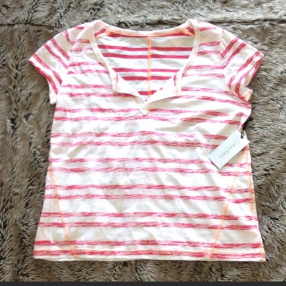 Calvin Klein women’s short sleeve inside out style athletic Tshirt size Xsmall